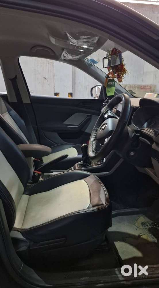 Skoda Kushaq 1.0 Tsi Active, 2022, Petrol