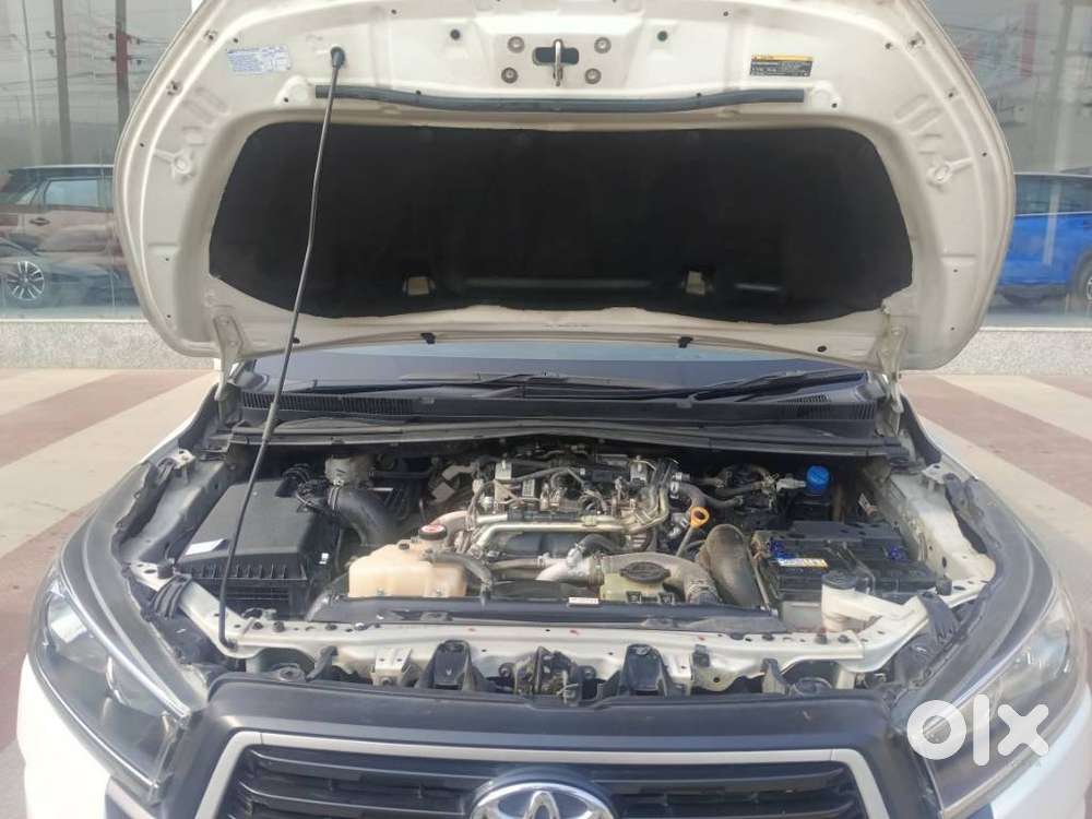 Toyota Innova Crysta 2.4 Gx Mt, 2023, Diesel