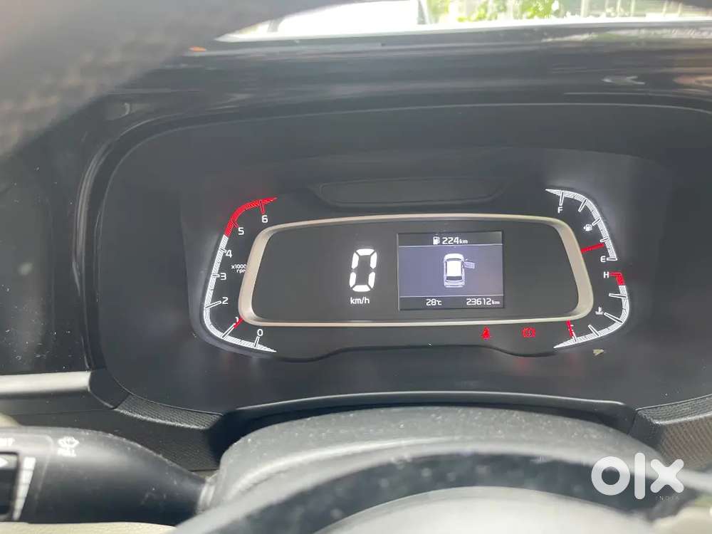 Kia Sonet 1.5 Htx 2021.push Batan Start .panaromic Sunroof