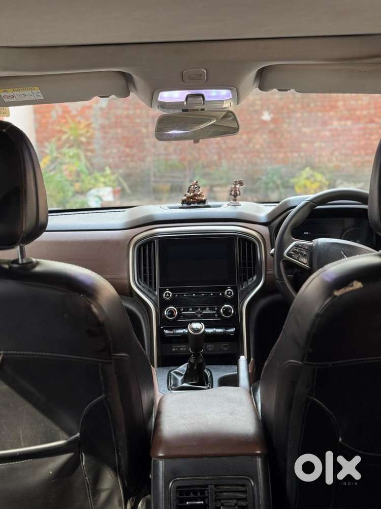 Mahindra Scorpio- N 2023 Diesel 7-seater Car