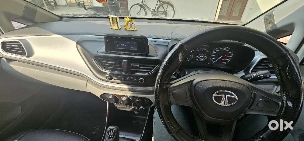 Tata Altroz 2020 Cng & Hybrids 82000 Km Driven