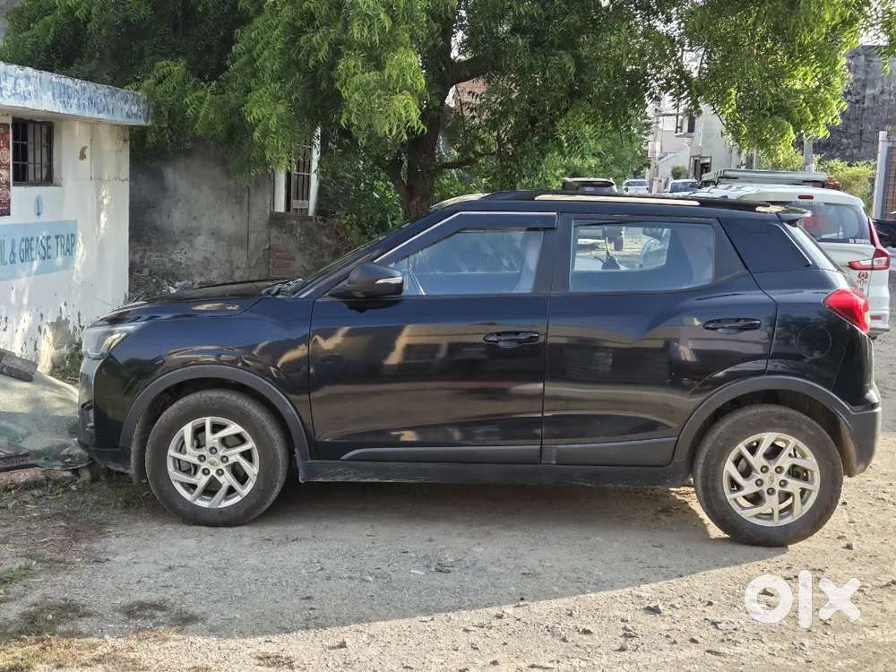 Urgent Sell Xuv 300 W8 Diesel April 2022 Registration