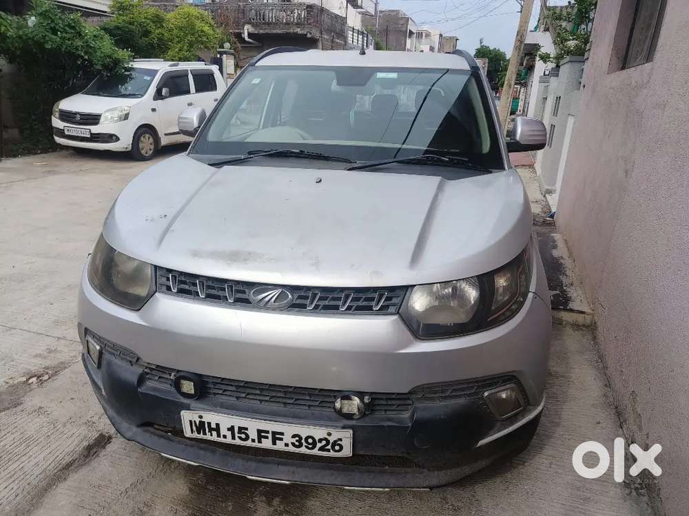 Mahindra Kuv 100 2016 Diesel 6 Str