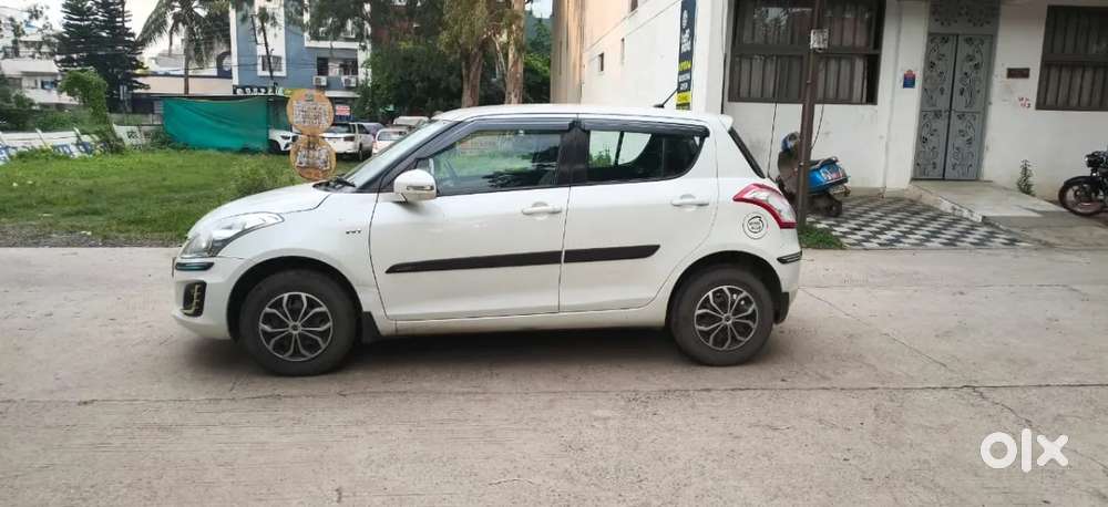 Maruti Suzuki Swift Vxi, 2017, Petrol