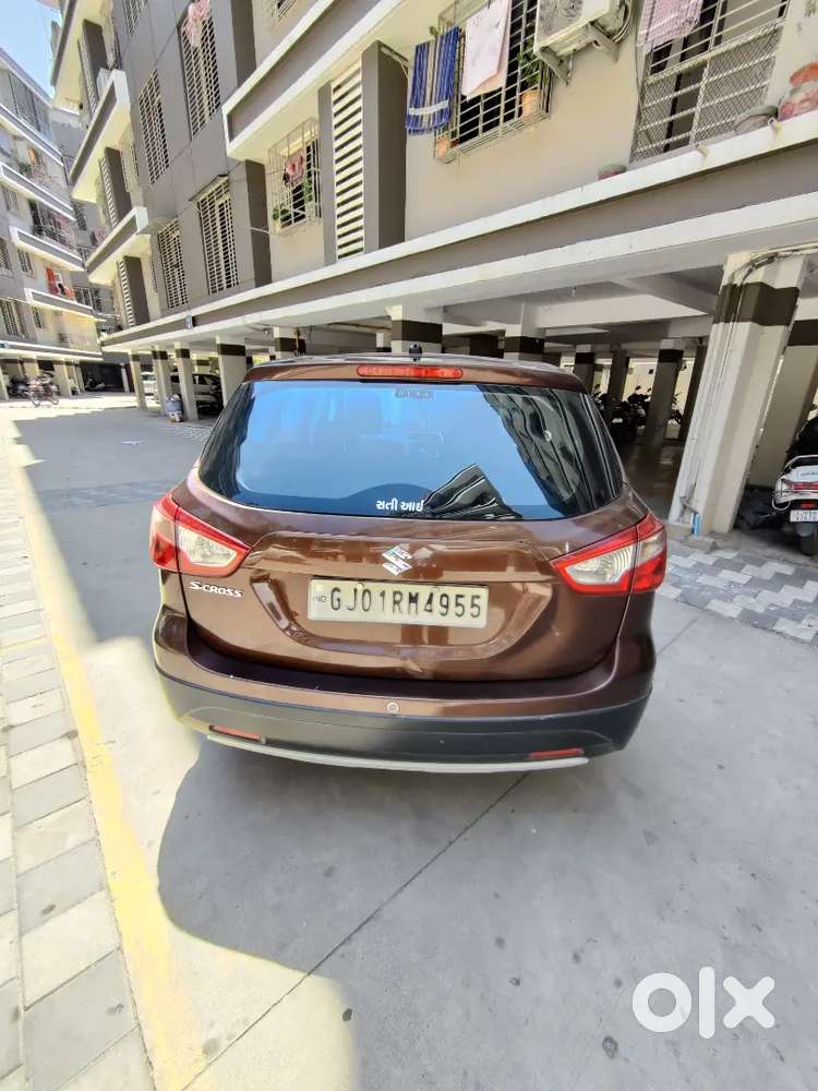 ૪: ટાયર નવા બેટરી નવી