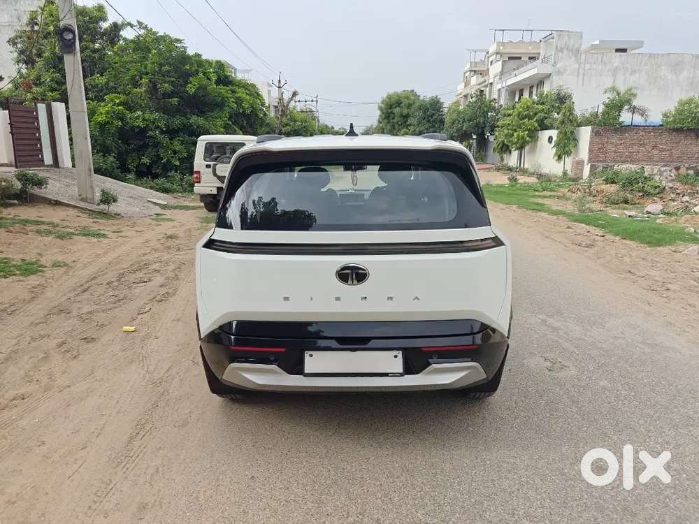 Tata Sierra Pure Petrol Manual 2026