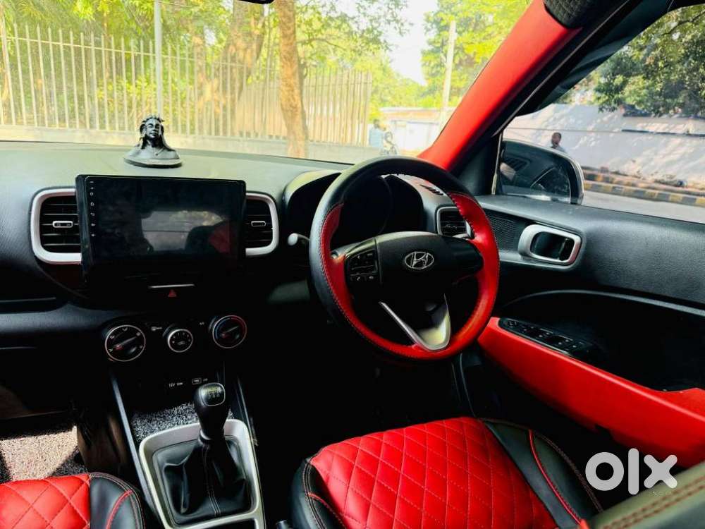 Hyundai Venue S Plus Mt 1.2 Kappa, 2022, Cng & Hybrids