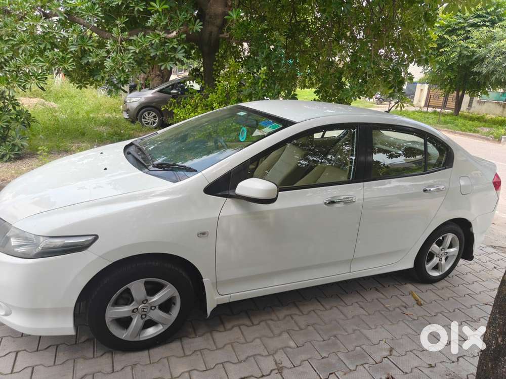 Honda City V Mt Avn, 2011, Petrol