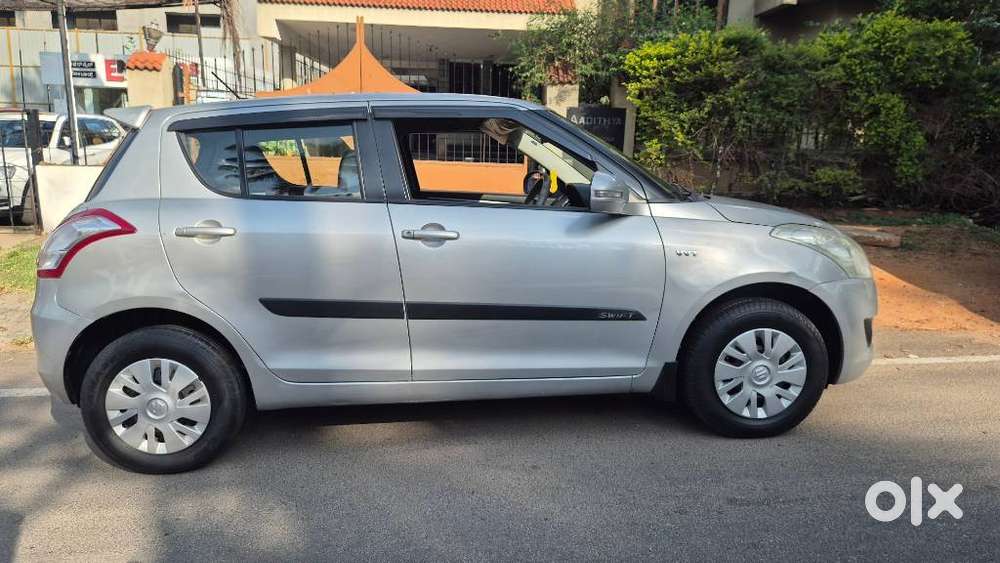 Maruti Suzuki Swift 1.2 Vxi (o), 2014, Petrol