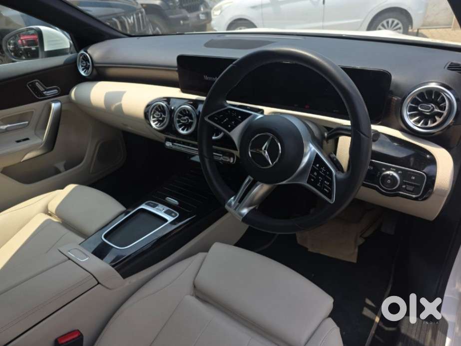 Mercedes-benz A-class Limousine 200, 2025, Petrol