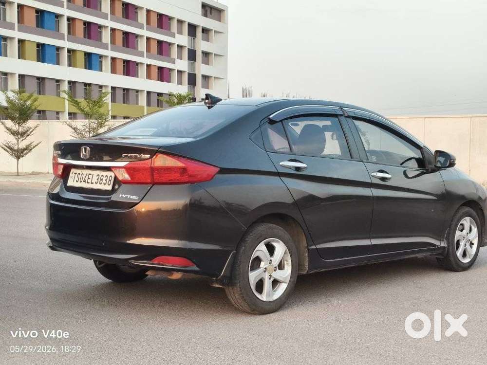 Honda City 1.5 V Cvt I-vtec Mt, 2016, Petrol