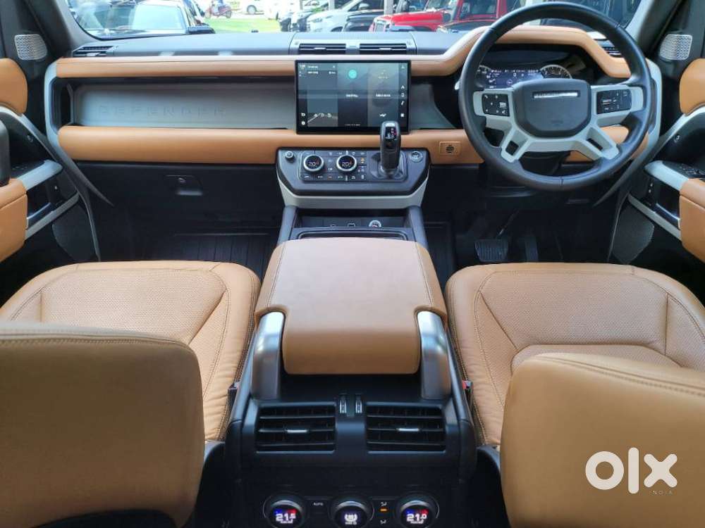 Land Rover Defender 3.0 L 130 Hse, 2023, Diesel