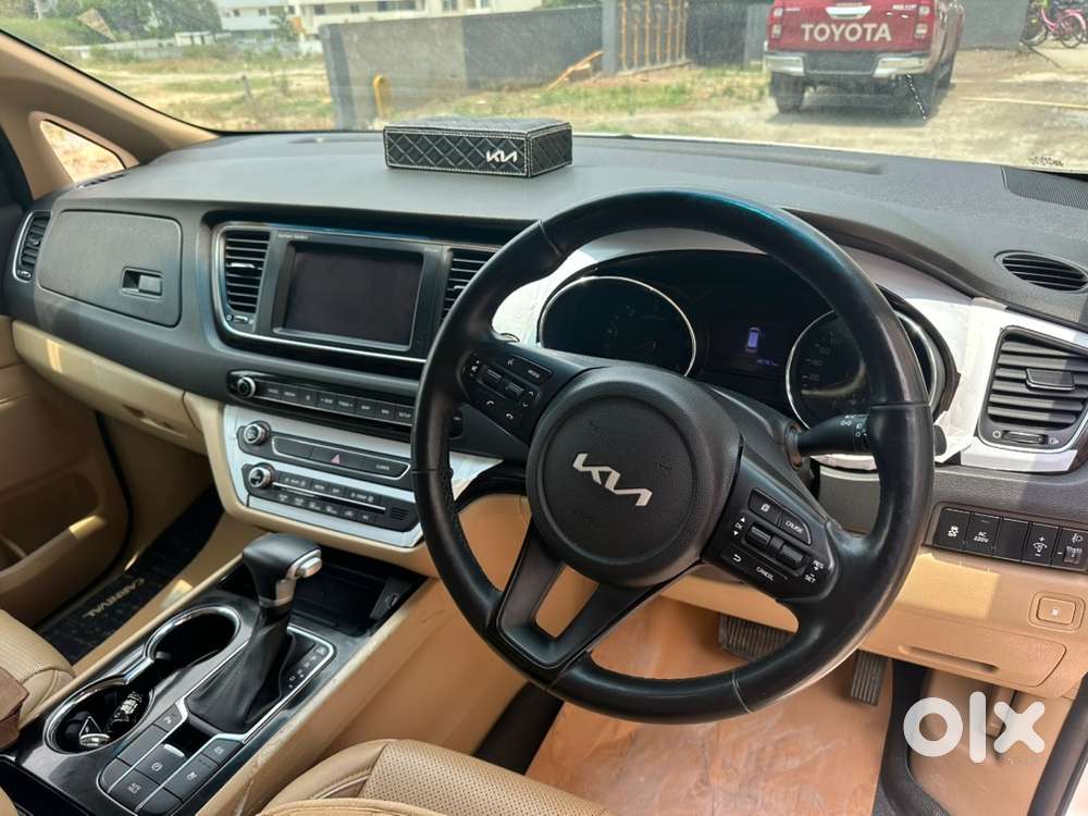 Kia Carnival Limousine 2023