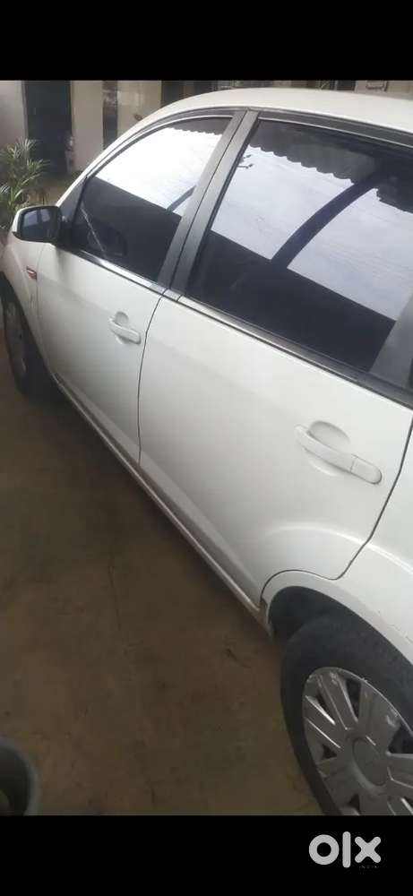 Ford Figo Diesel Lxi 2010