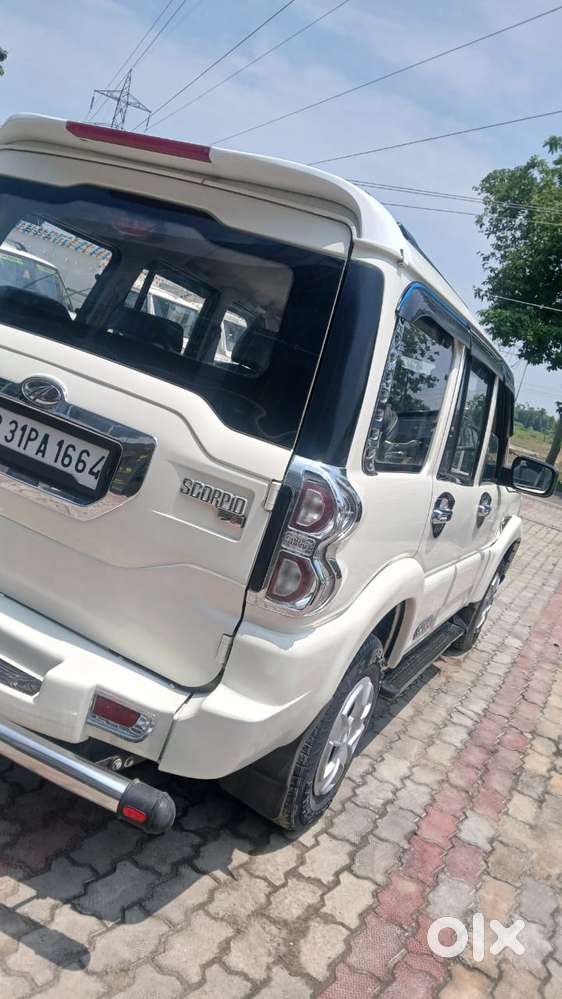 Mahindra Scorpio S2, 2016