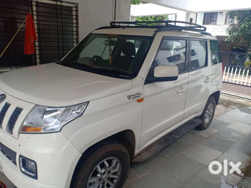 Mahindra Tuv 300 2017