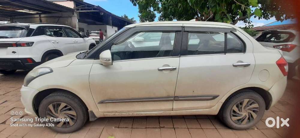 Maruti Suzuki Swift Dzire Vxi Optional, 2017, Petrol