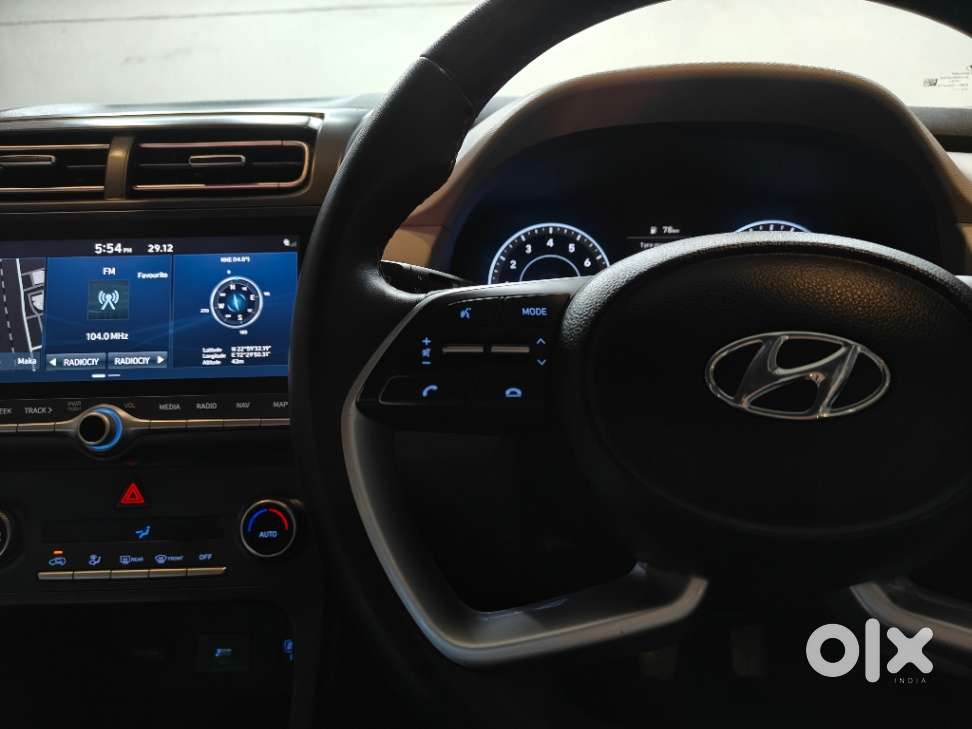 Hyundai Creta Sx Petrol Mt, 2022, Petrol