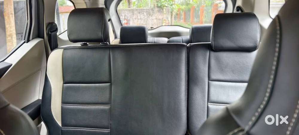 Renault Triber Rxt, 2022, Petrol