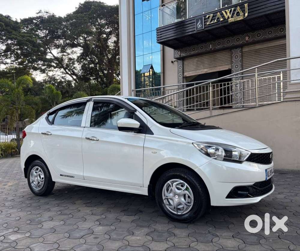 Tata Tigor Xe, 2019, Petrol