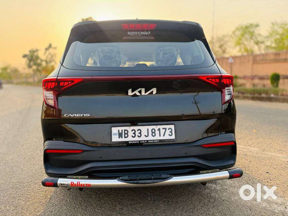 Kia Carens G 1.5 6mt Premium (o) 7-seater, 2025
