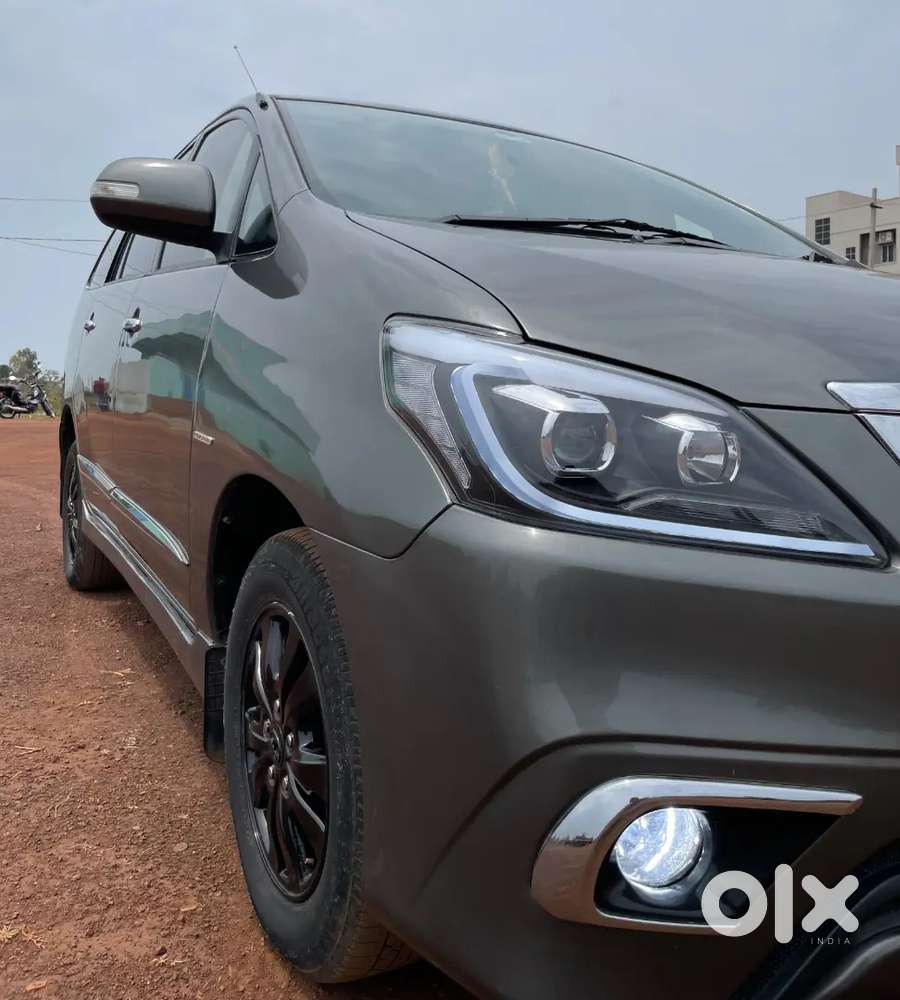Toyota Innova 2011 Diesel 199000 Km Driven