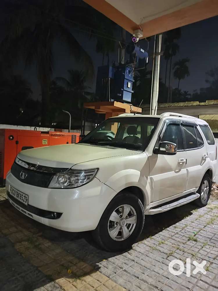 Tata Safari Storme 2014 Diesel 100000 Km Driven