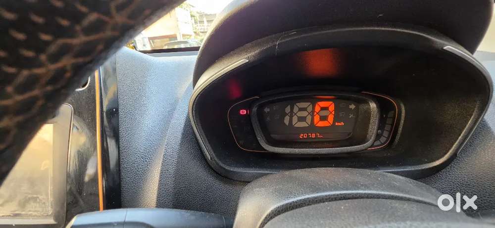 Qwid Automatic Used By Senior Citizen