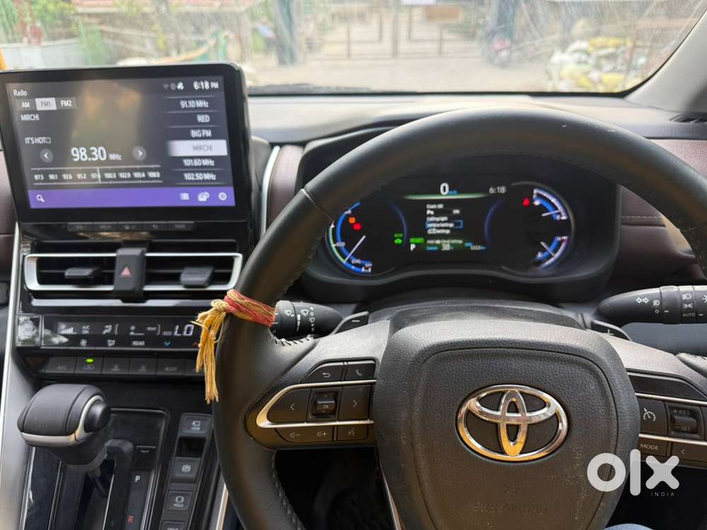 Toyota Innova Hycross 2026