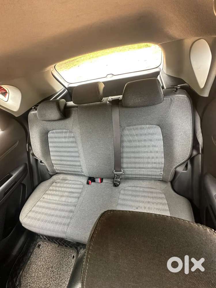 Kia Sonet 2024 Petrol Well Maintained