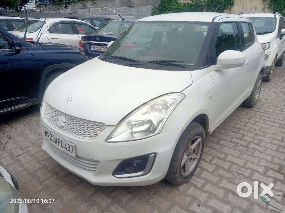 Maruti Suzuki Swift Lxi Optional-o, 2017, Petrol