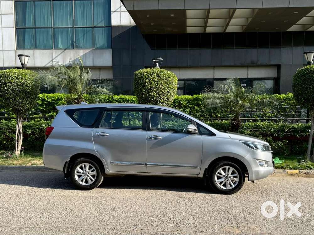 Toyota Innova Crysta