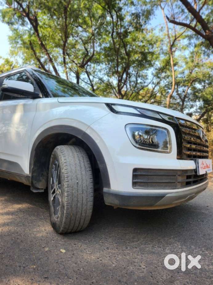 Hyundai Venue Sx Mt, 2023, Petrol