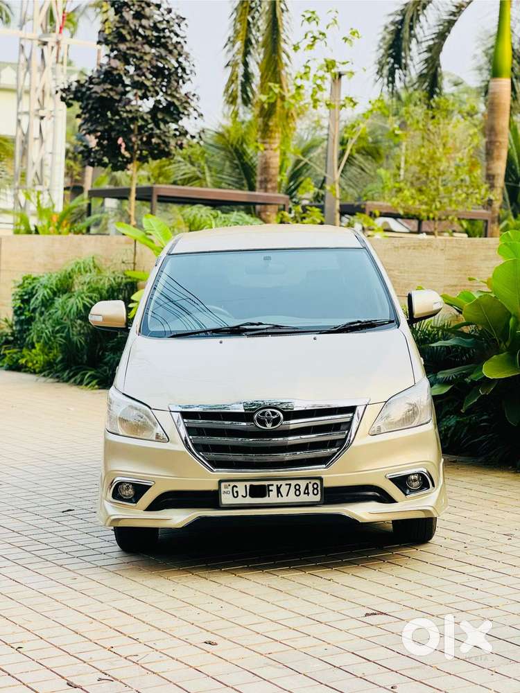 Toyota Innova 2.5 G (diesel) 8 Seater, 2013, Diesel