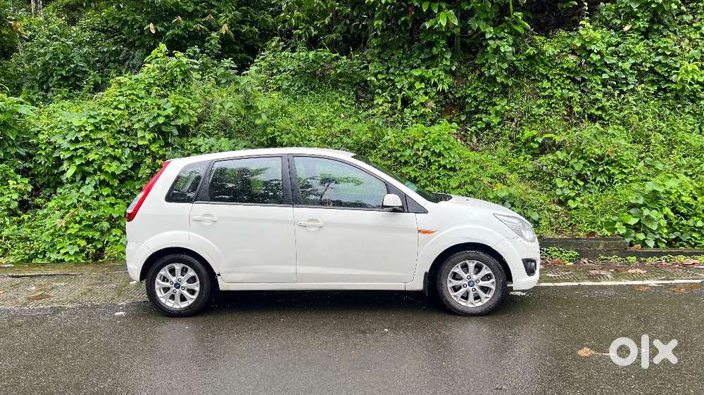 Ford Figo 2013 Petrol Well Maintained