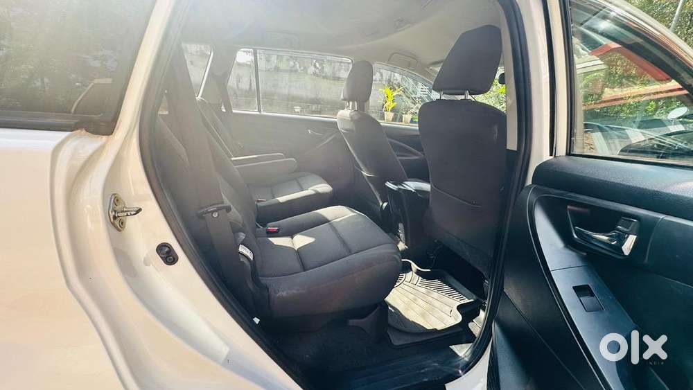 Toyota Innova Crysta 2024 Diesel 35000 Km Driven