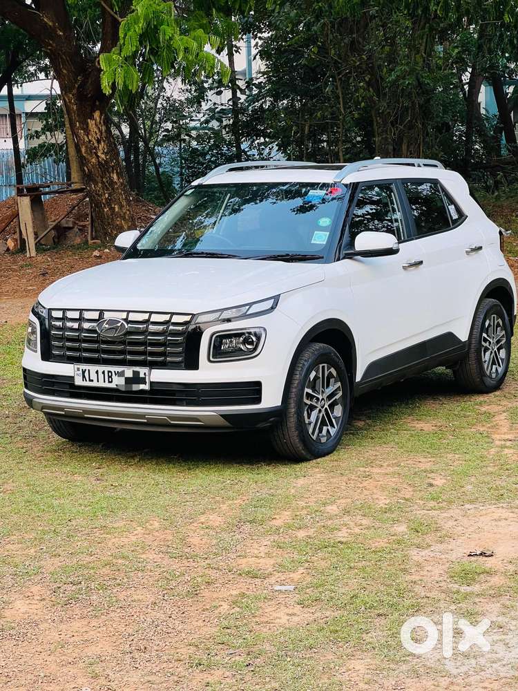 Hyundai Venue 1.0 Sx (o) Turbo Dct, 2023, Petrol