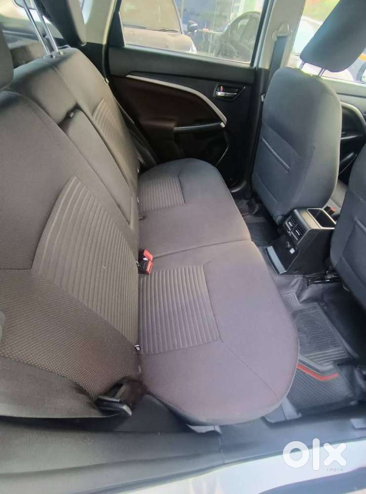 Maruti Suzuki Brezza 1.5 Zxi At Smart Hybrid, 2022, Petrol