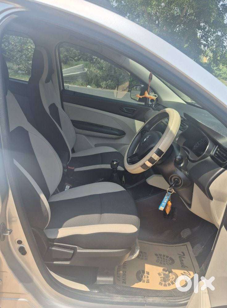 Renault Triber Rxt, 2022, Petrol