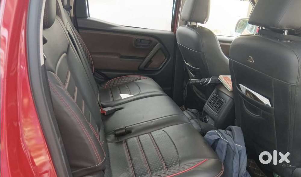 Mahindra Scorpio N Z4 Petrol Mt 7 Str, 2023, Petrol