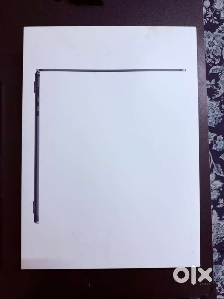 Macbook Air M5 15 inch sealed pack