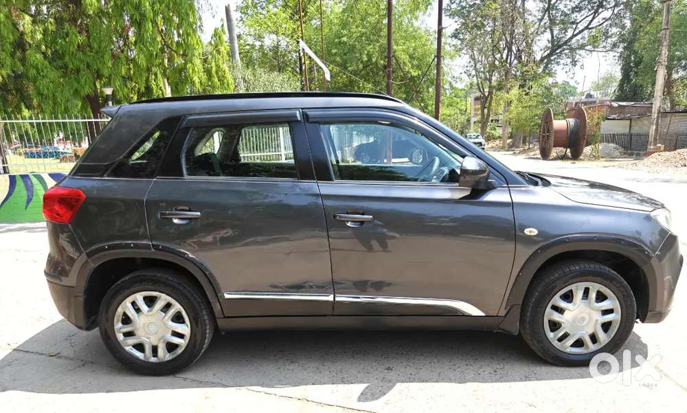 Vitara Brezza Vdi (0) Dec. 2016 Model,grey Color.up70 Dp & 72000 Kms