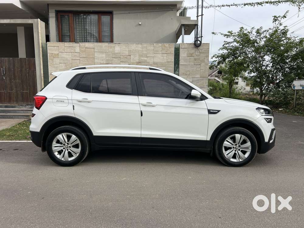 Skoda Kushaq Ambition 1.0l Tsi Mt, 2023, Petrol