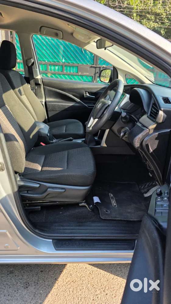 Toyota Innova Crysta 2.4 G Mt 7 Str, 2018, Diesel