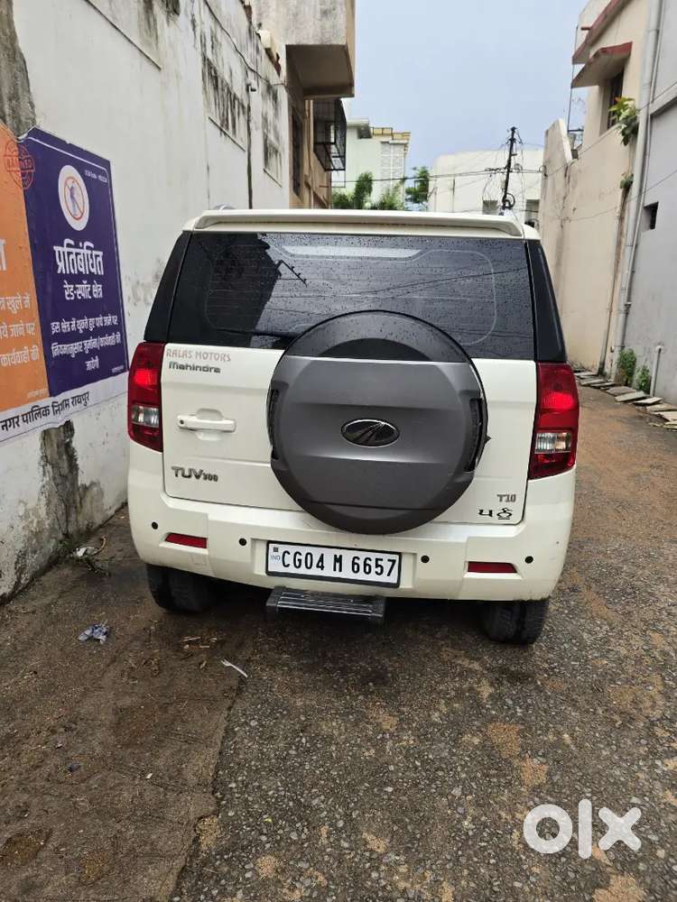 Mahindra Tuv 300