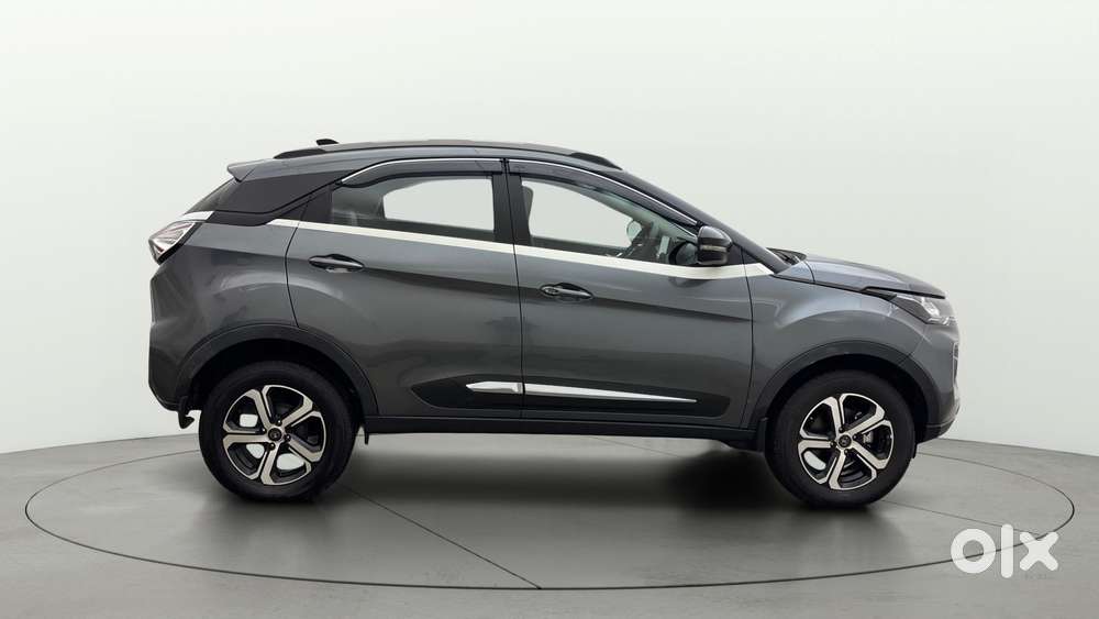 Tata Nexon 1.2 Revotron Xz Plus, 2022, Petrol