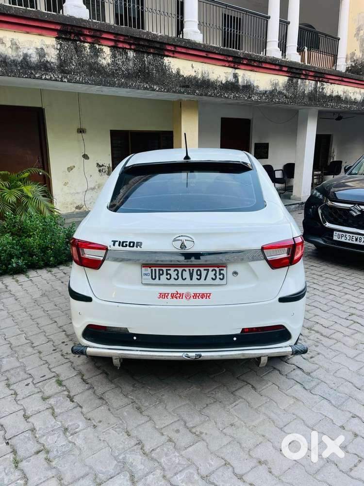Tata Tigor Petrol 2018