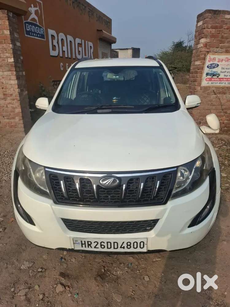 Mahindra Xuv500 2017 Diesel 99000 Km Driven
