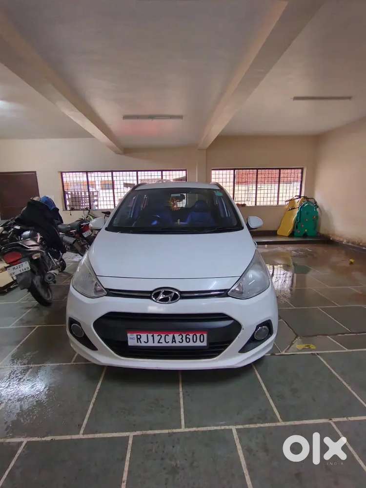Hyundai Grand I10 2015 Diesel 94915 Km Driven