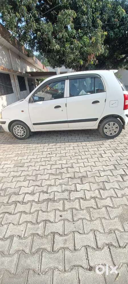 Hyundai Santro 2011 Petrol 100002 Km Driven